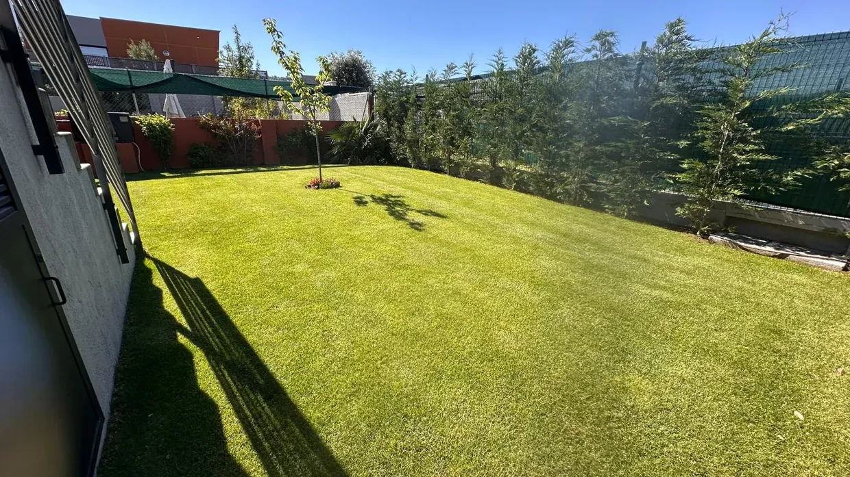 Vivienda pareada en Los Ángeles de San Rafael — imagen 2