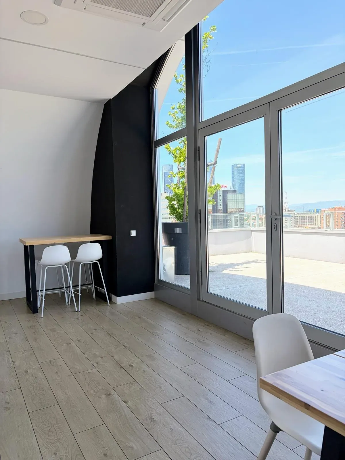 "Exclusivo dúplex de lujo con jardín privado en Arturo Soria — imagen 3